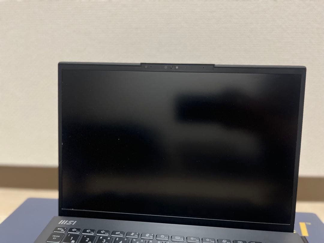 MSI　Prestige 13Evo A12M