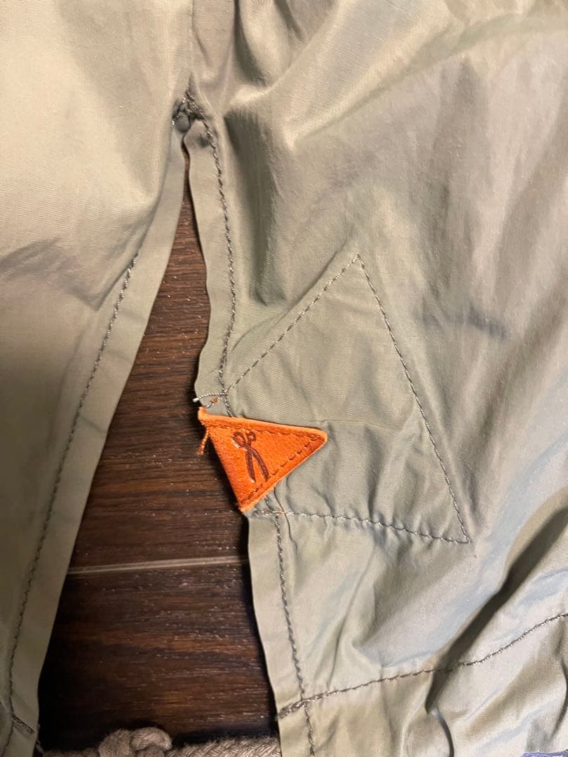 デンハム　ミリタリー風コート　グレー　 Mサイズ 春秋物　レインコート