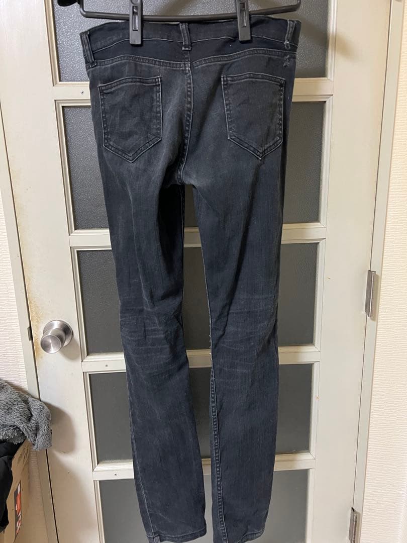 LINA OSTERMAN スタッズ付きスキニーデニム