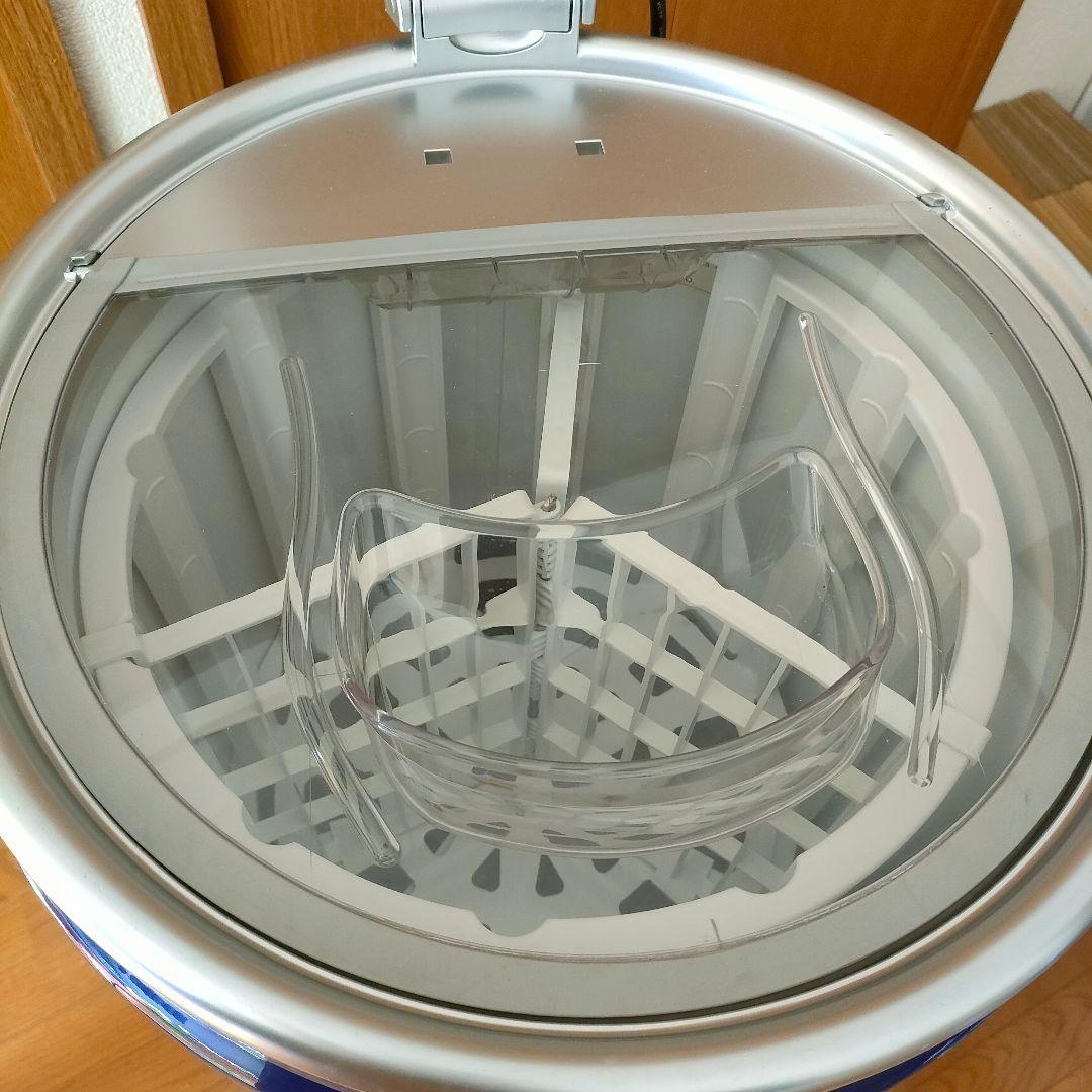 希少 レッドブル 缶型 冷蔵庫 送料込み RED BULL