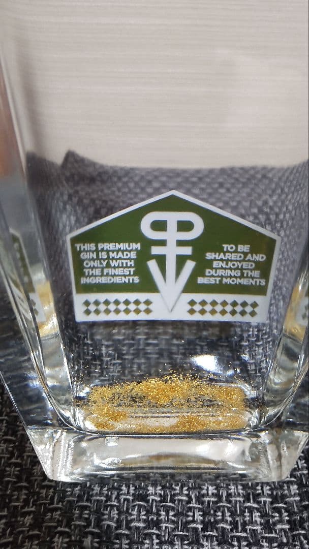 その他 PLATINVM LONDON DRY GIN GOLD 24K 700ml