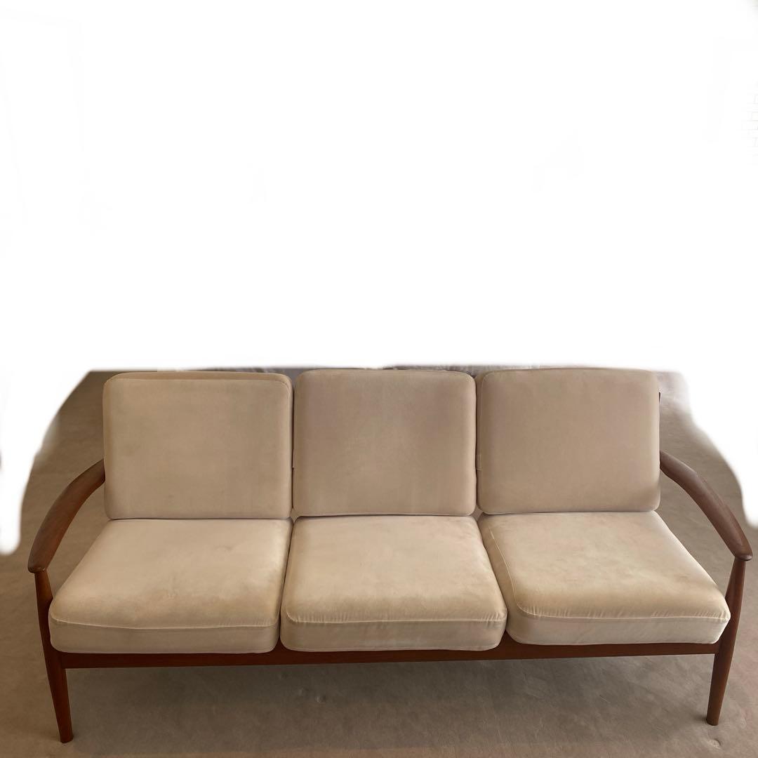 グレーテヤルク　ソファ