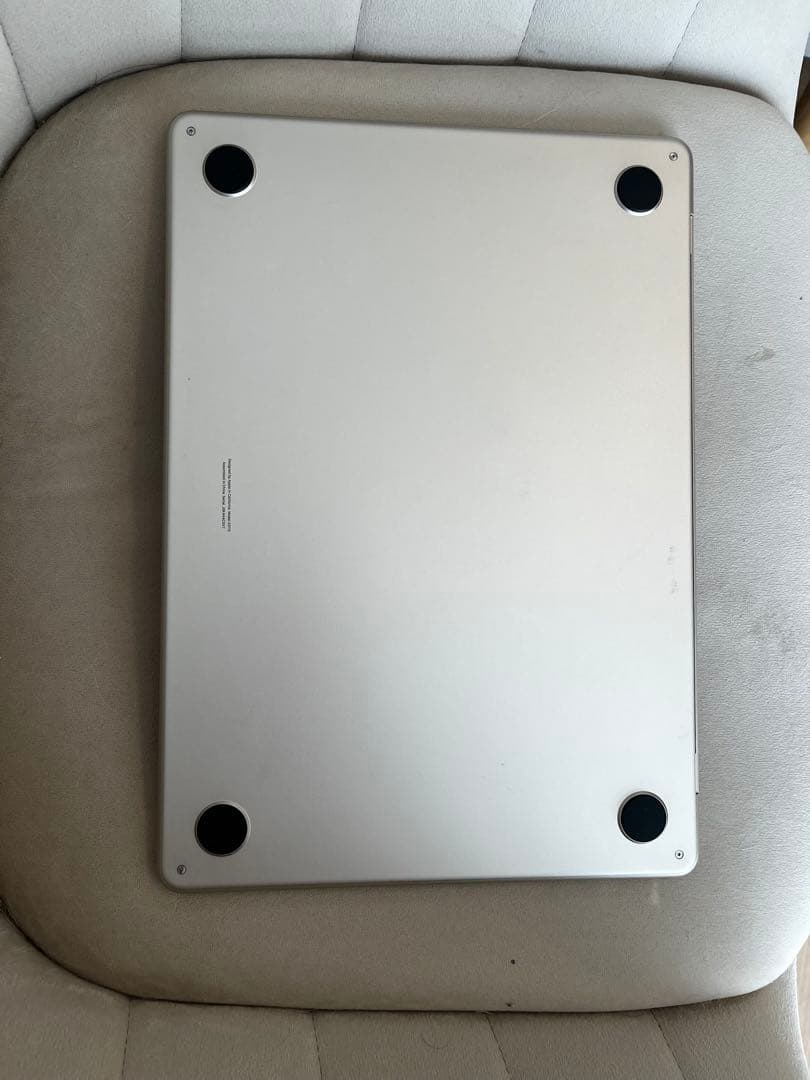 Apple MacBook Air 13.6インチ M3 8GB スターライト