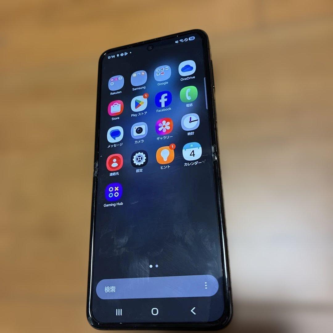 Galaxy Z Flip4 本体　不具合なし　最安値
