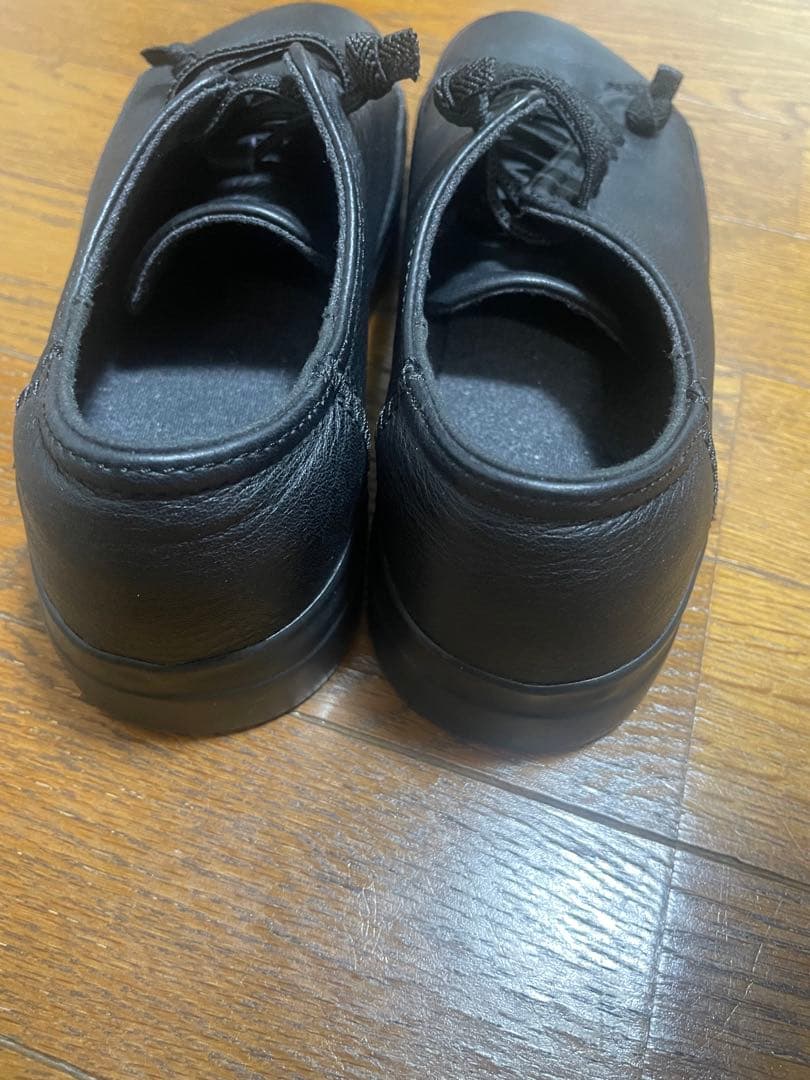 美品♡MUJI Labo CAMPERレザーローカットスニーカー 23.5cm黒