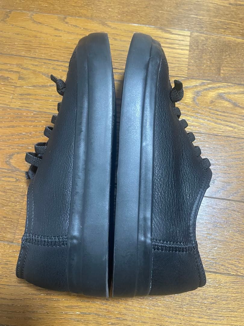 美品♡MUJI Labo CAMPERレザーローカットスニーカー 23.5cm黒