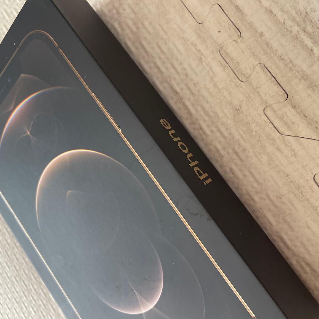 Apple iPhone 12 Pro ゴールド　本体