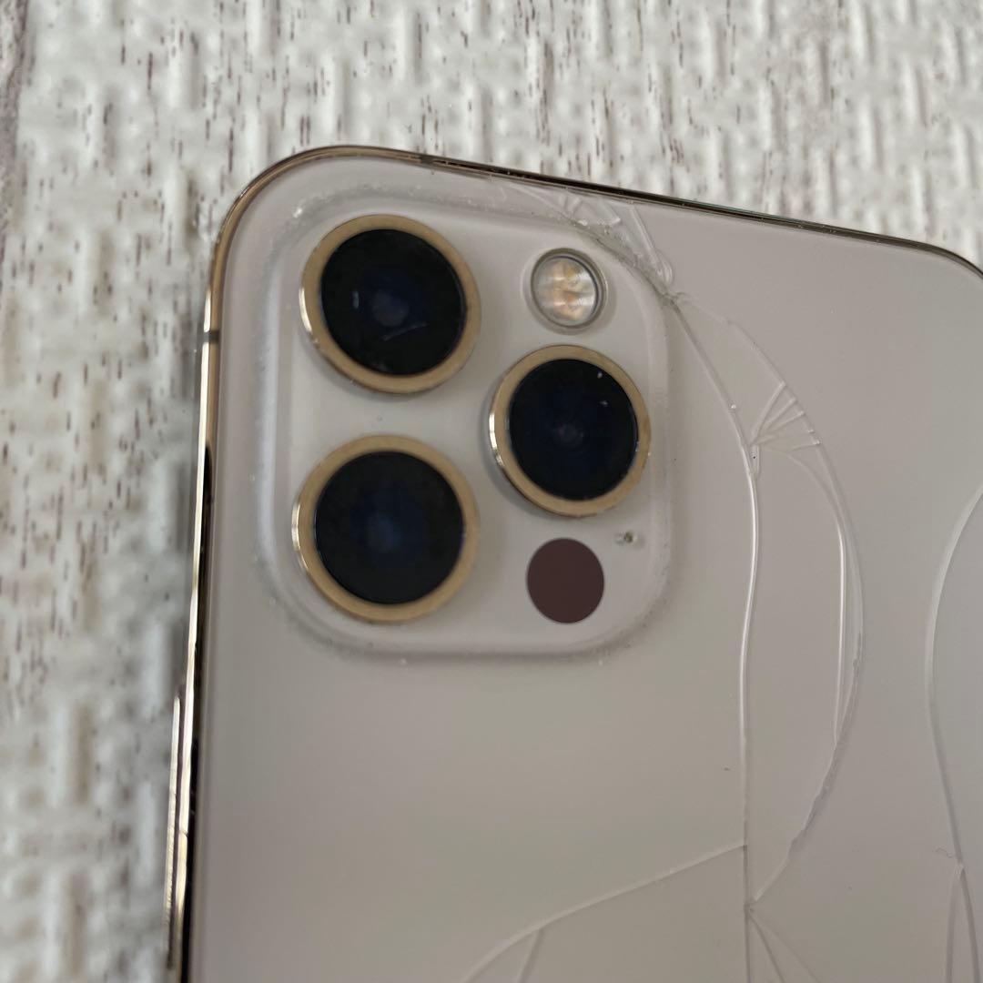 Apple iPhone 12 Pro ゴールド　本体