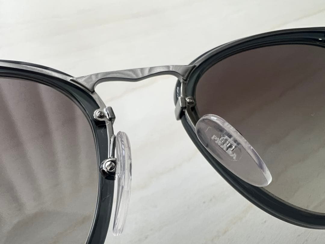 【美品 】プラダ サングラス PRADA PR58U ユニセックス