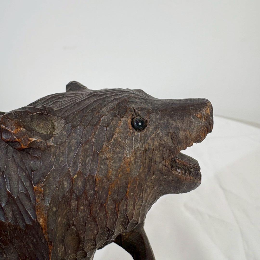 木彫り熊　背負い鮭　彫刻　北海道