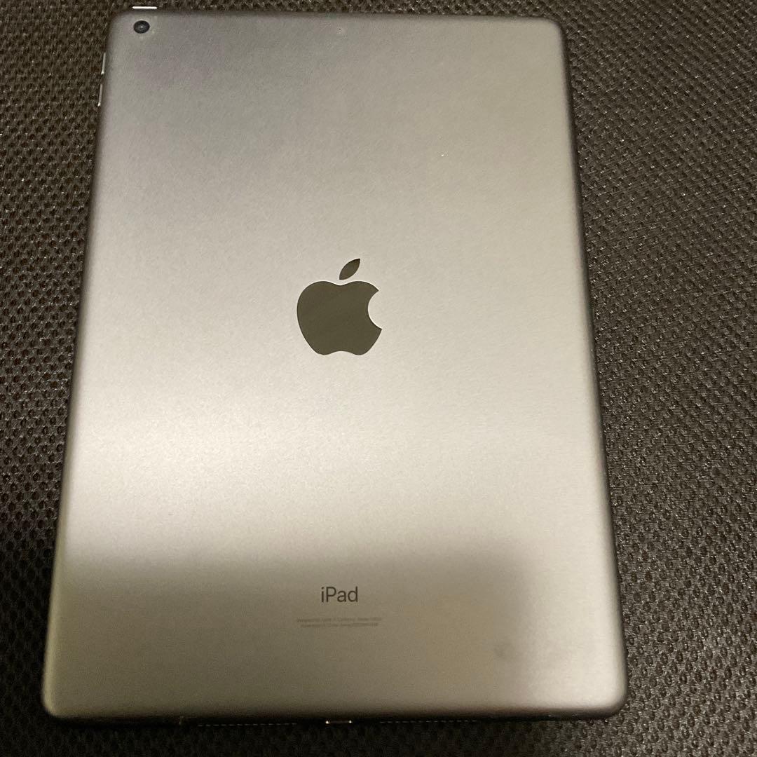 iPad Apple 第9世代　Wi-Fiモデル　64GB 最大容量97%