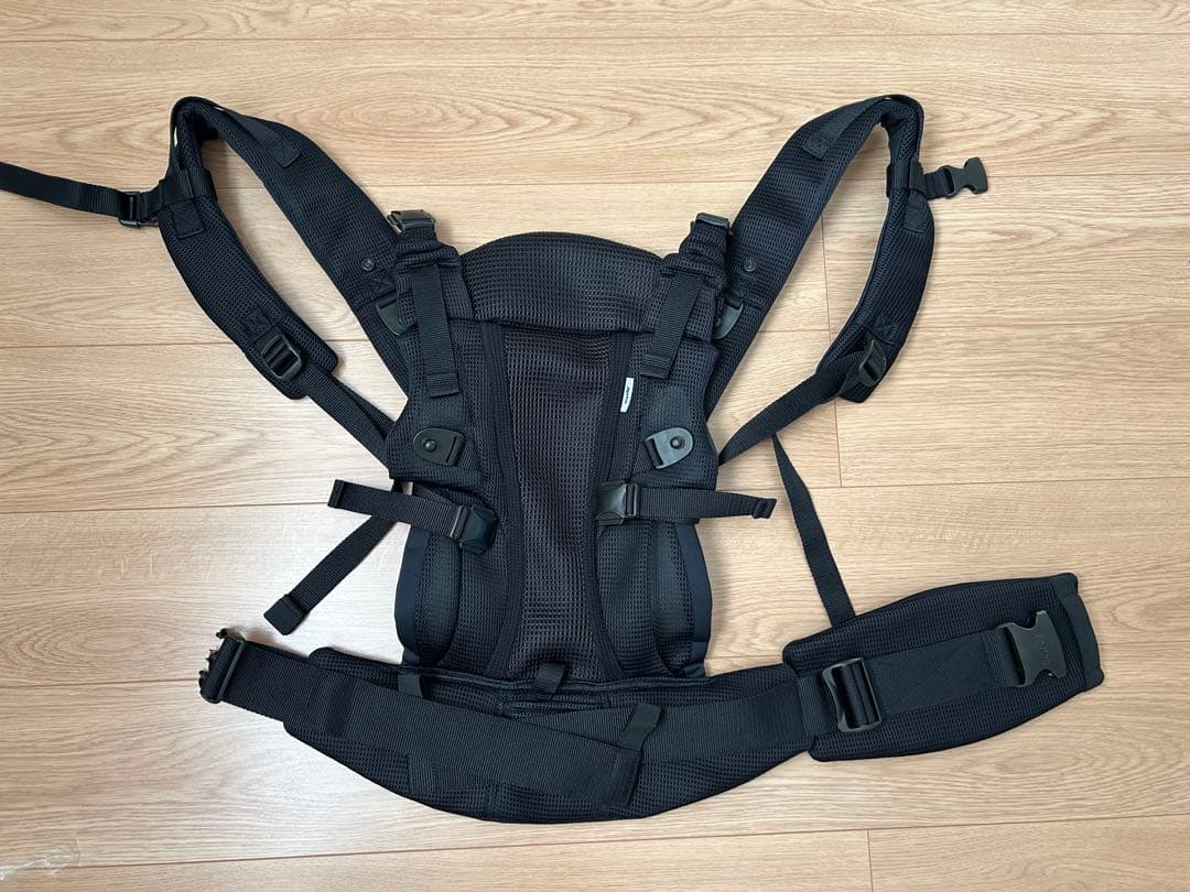 再値下げ　Apricaアップリカ Laclisラクリス 抱っこ紐 ブラック