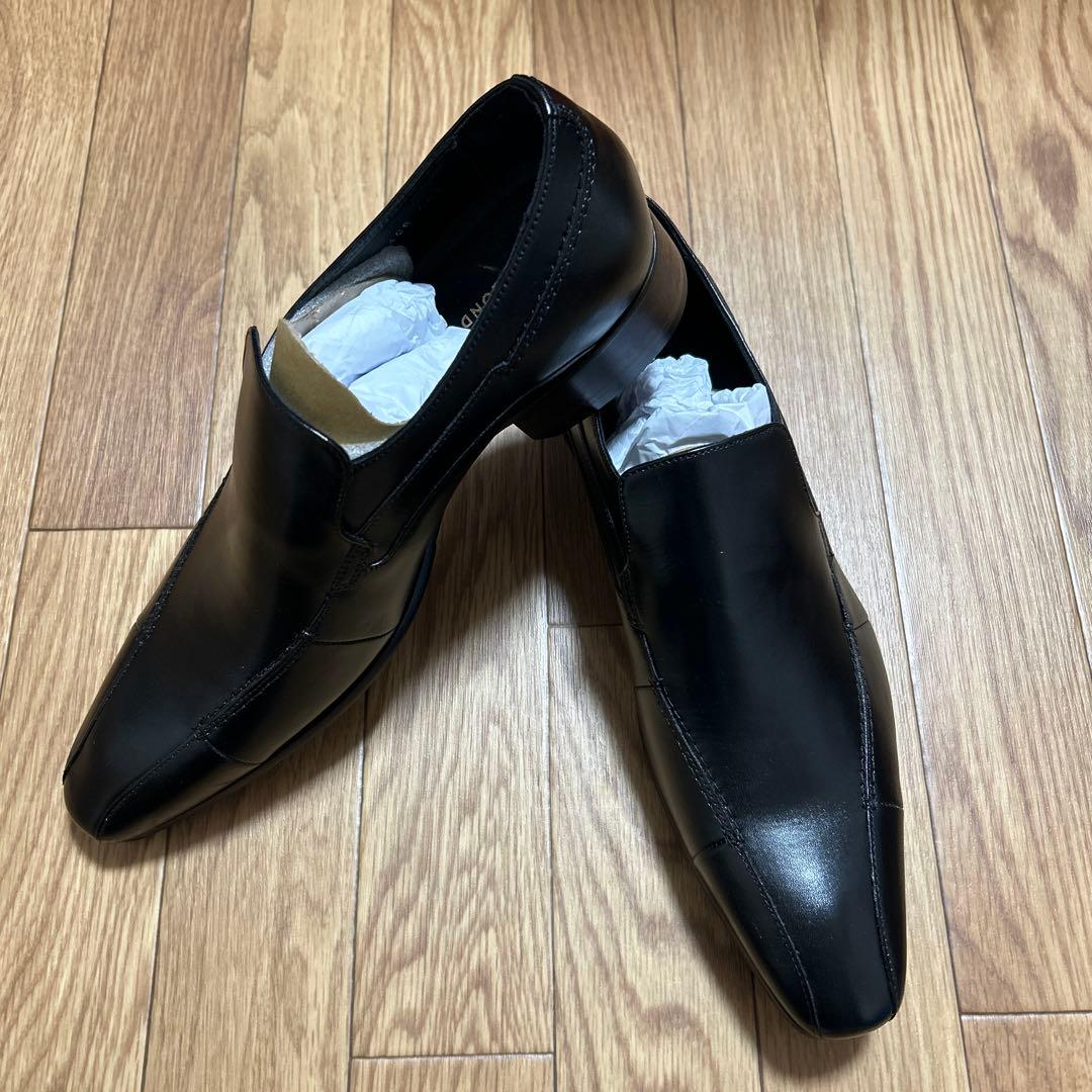 キャサリンハムネットロンドン　革靴