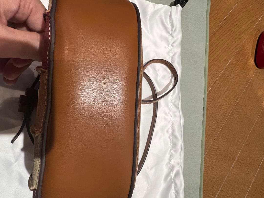 クロエ　スエードレザーラウンドバッグ