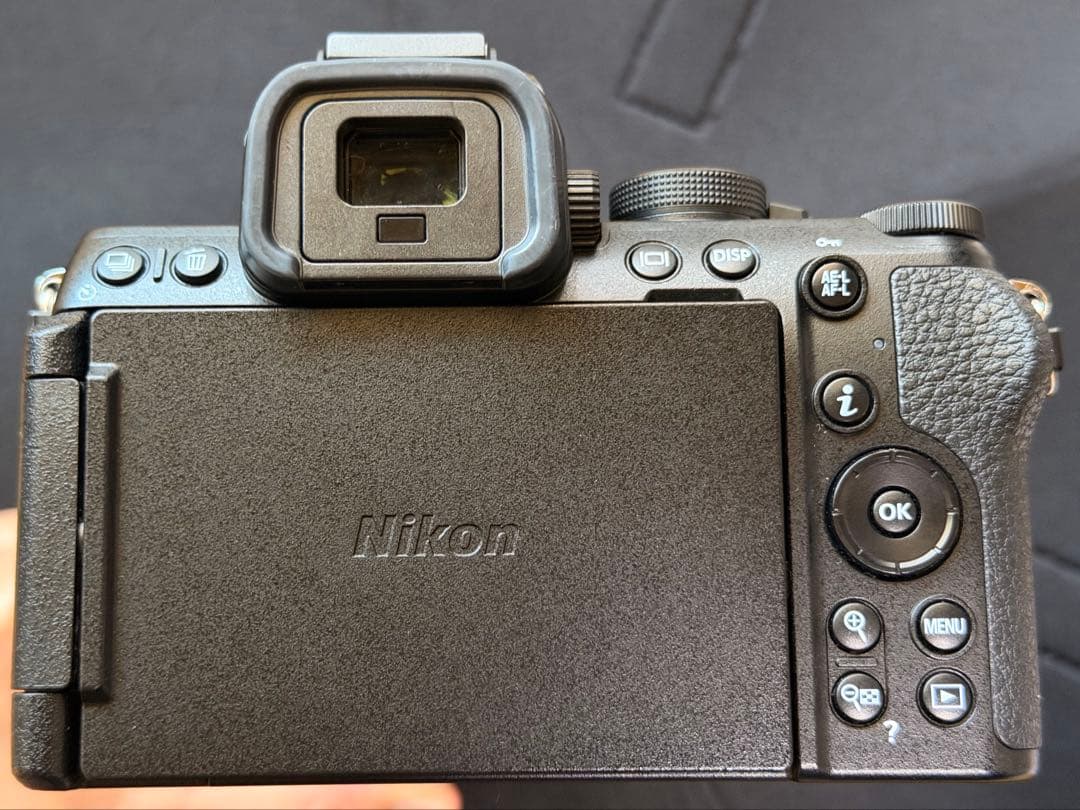 Nikon Z 50 II 18-140 mm ミラーレス一眼カメラセット