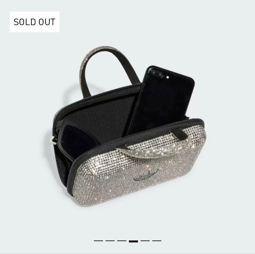 adidas ラインストーンクラッチバッグ