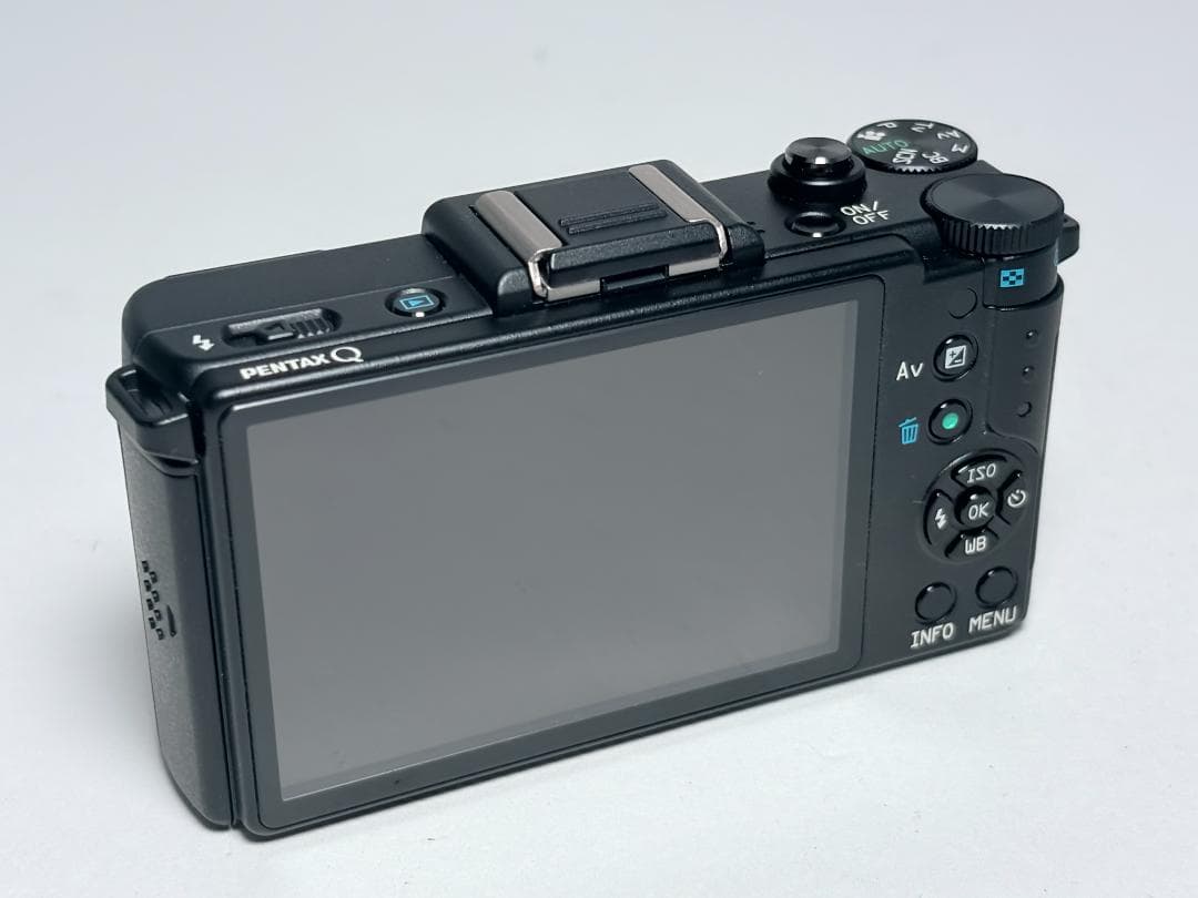 僅か77ショット ペンタックス Q ボディ ブラック