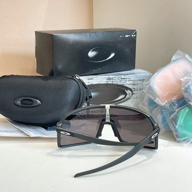 新品未使用 9406 レーダーです 自転車サイクリングめがね