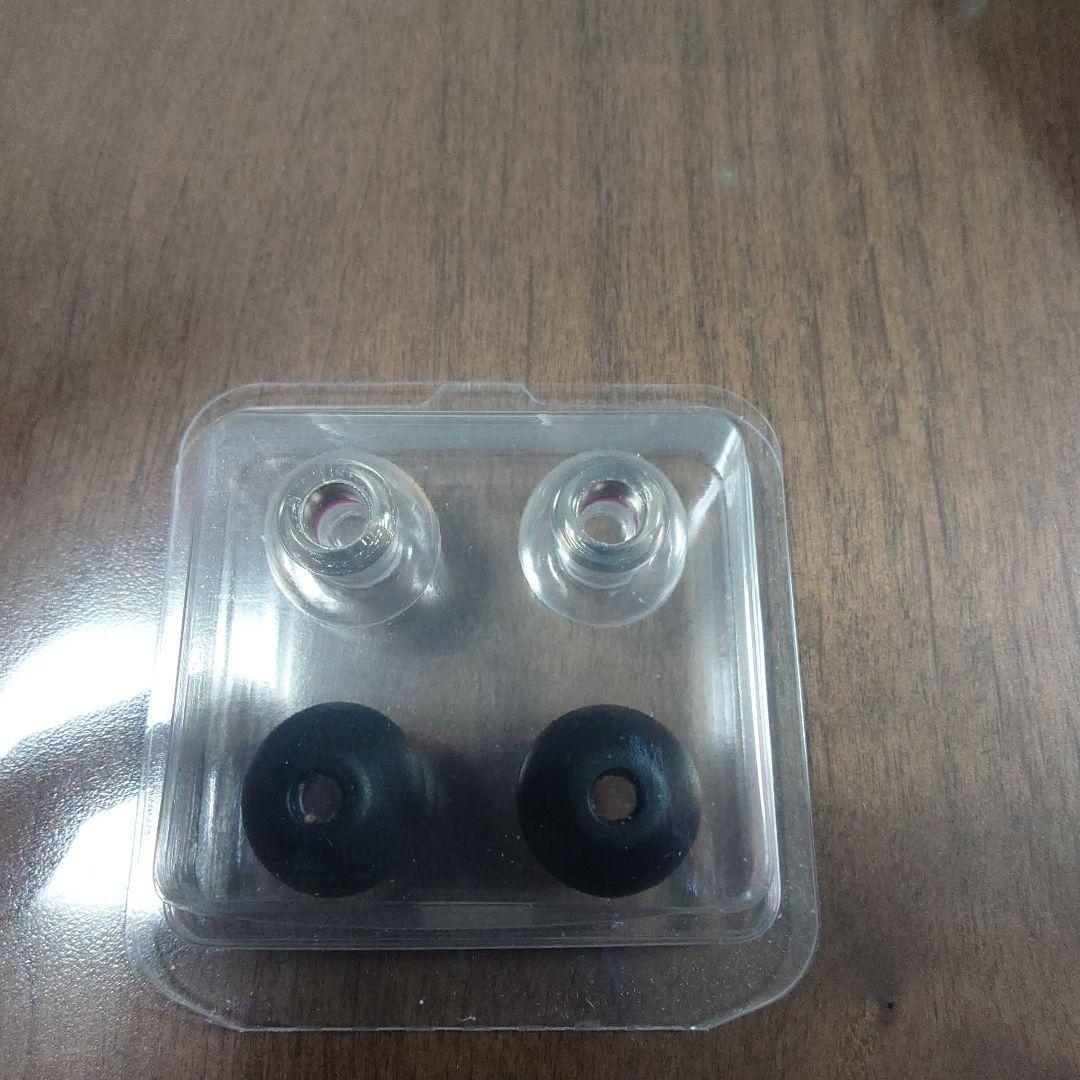 SONY ワイヤレスイヤホンWF-1000XM4+付属品いろいろ