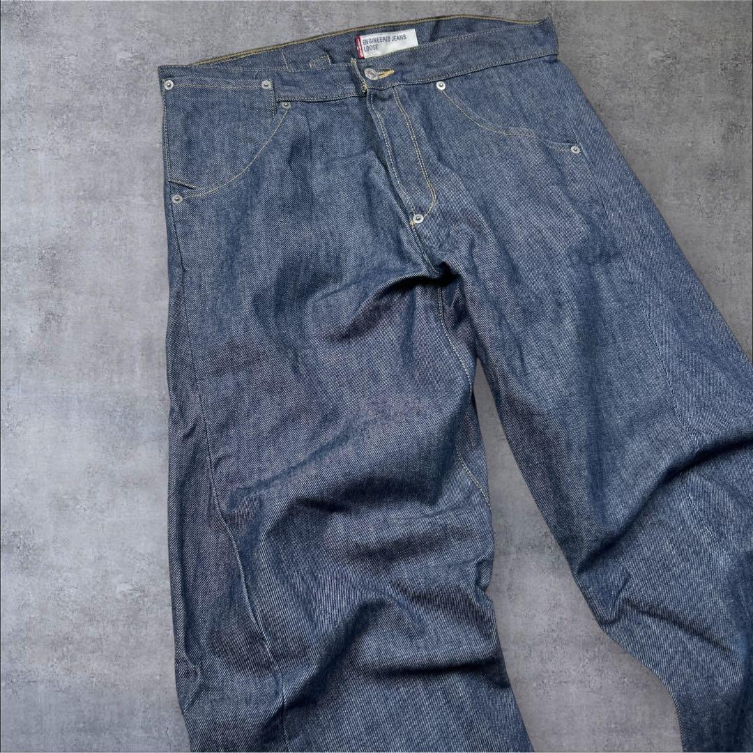 オリジナル　リーバイス エンジニアードジーンズ ルーズ シンチバック 立体裁断