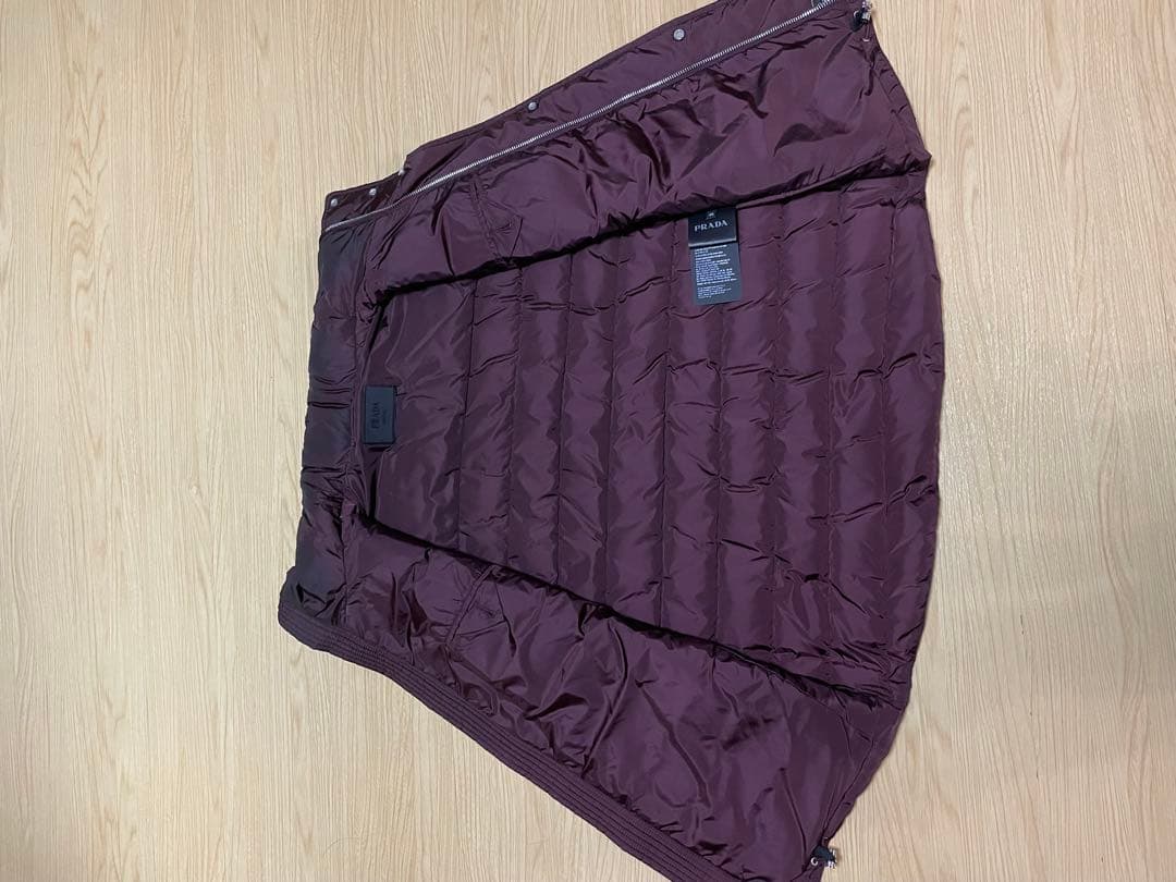 プラダ　ダウンベスト ジレ