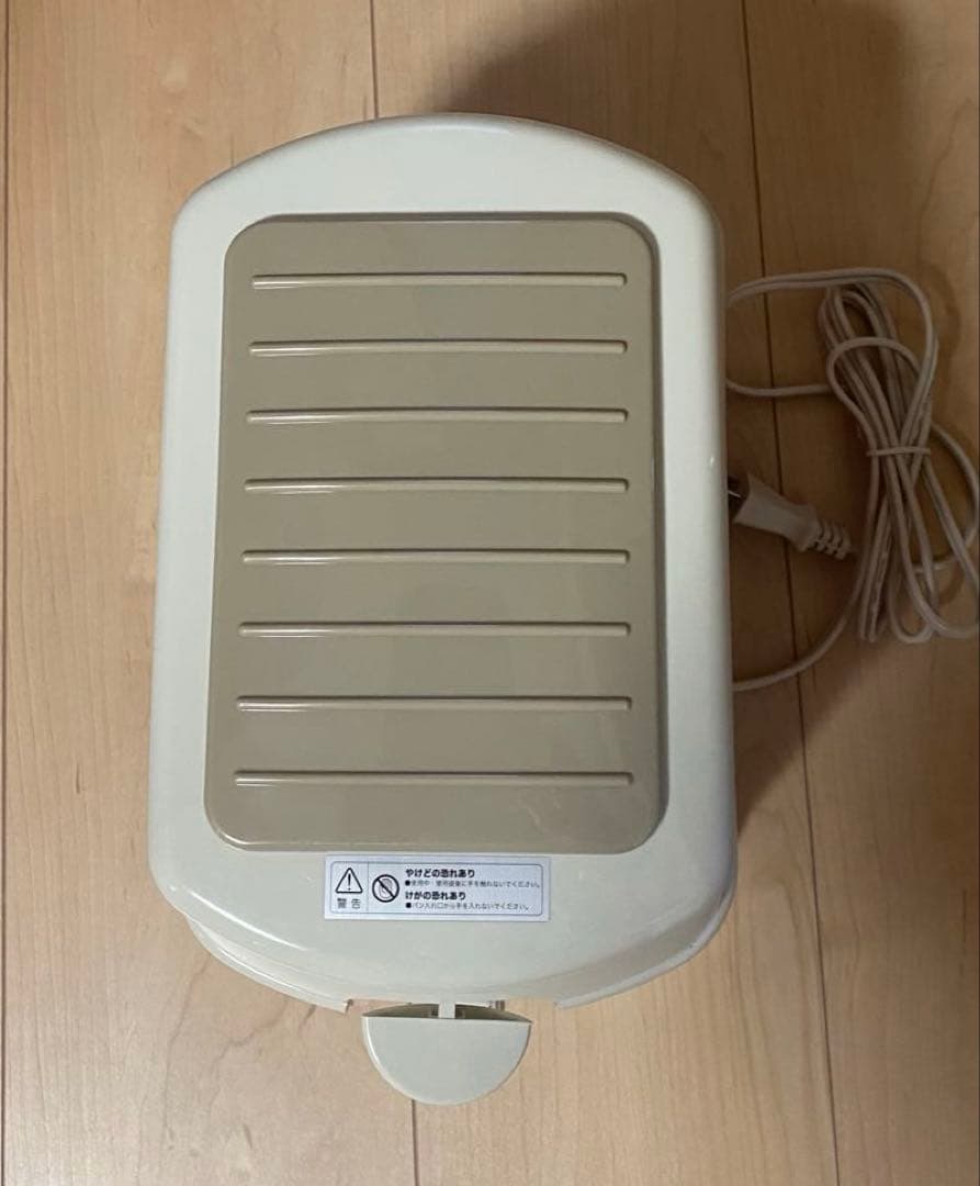 Volkswagen バス型トースター 赤/白　未使用品