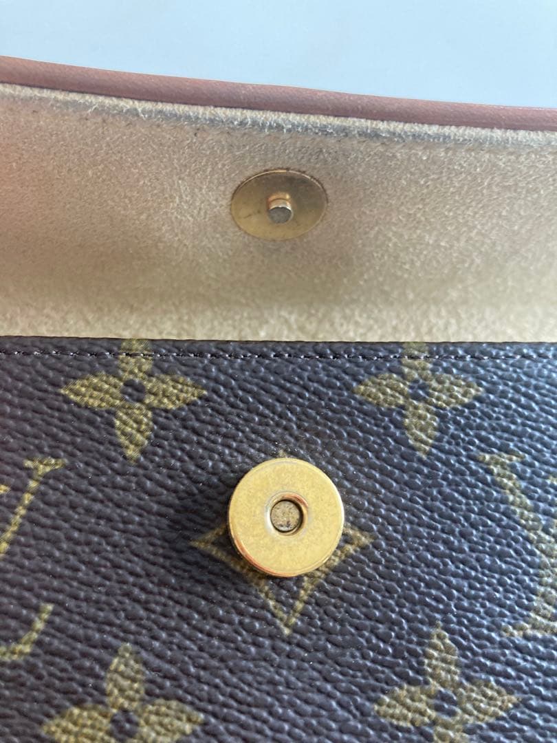 LOUIS VUITTON ルイヴィトン ウエストポーチ