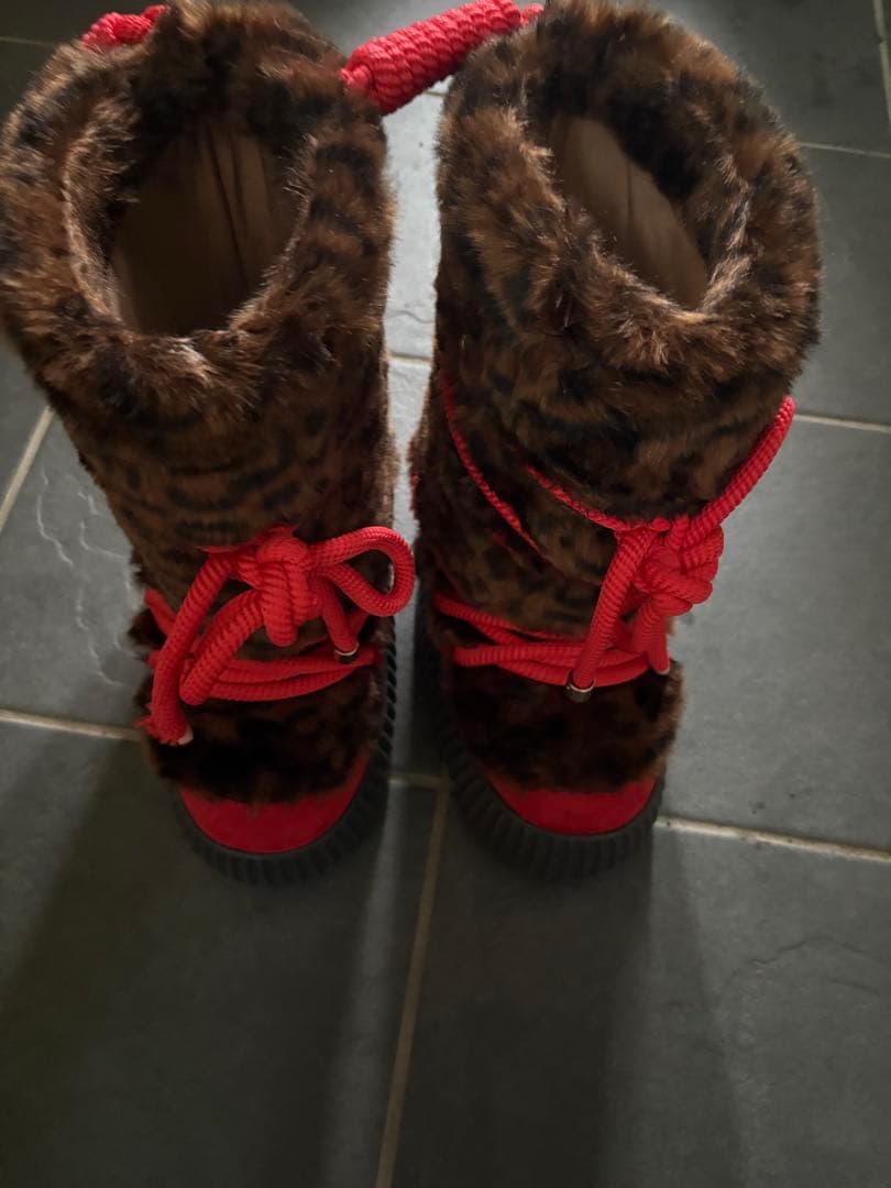 YELLO PAOTU FAUX FUR BOOTS Lサイズ