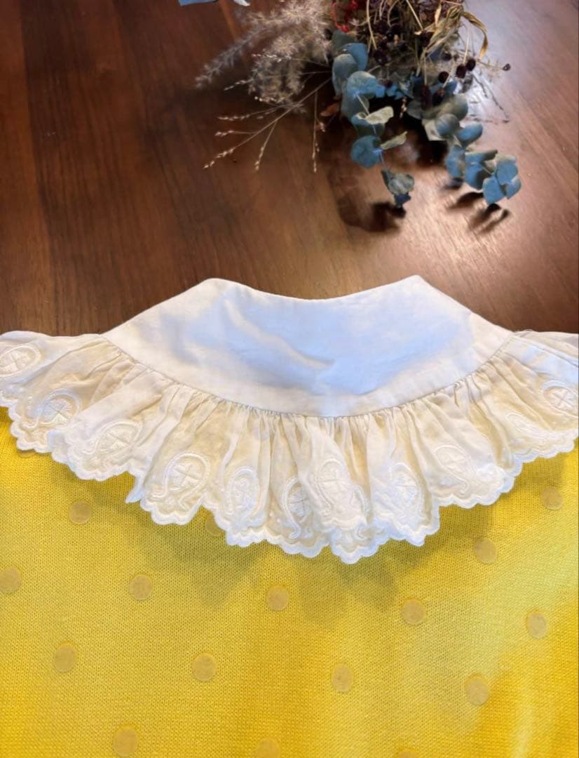 MUVEIL　　クローバーレース衿ニット