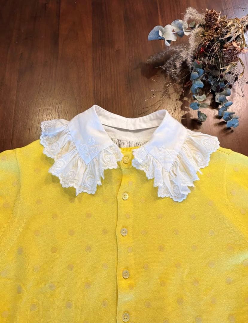 MUVEIL　　クローバーレース衿ニット