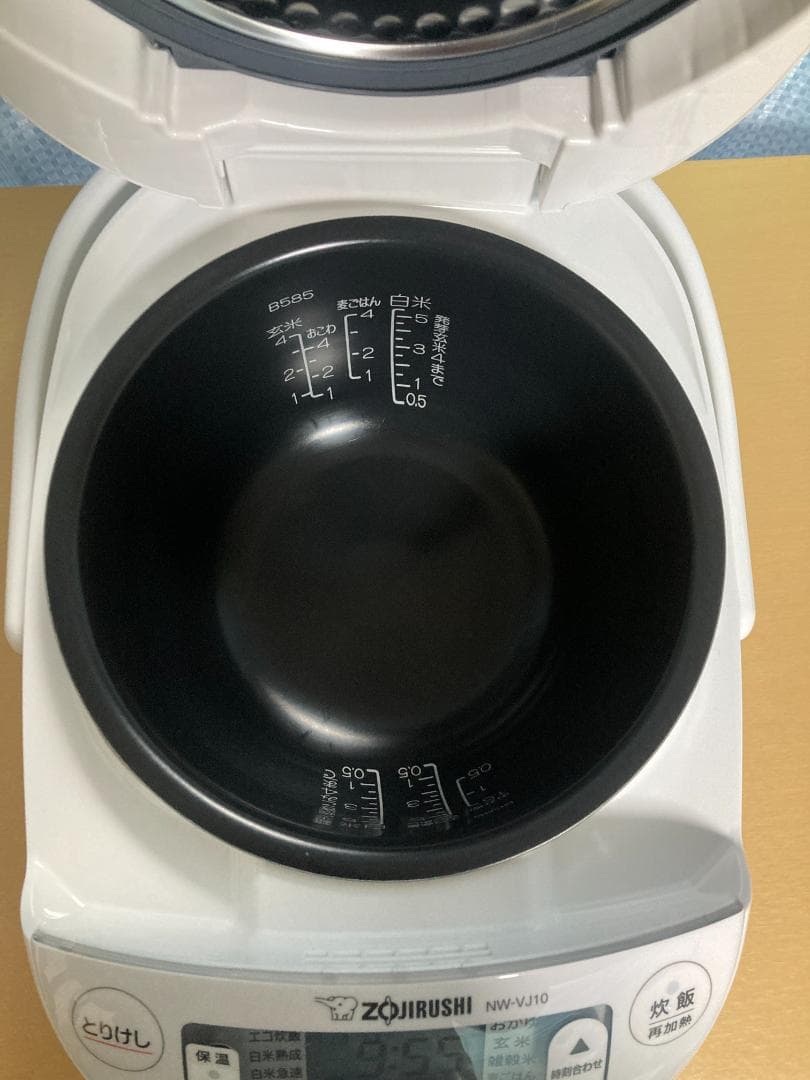 ★美品★2025年製 モデル 象印 NW-VJ10 IH 炊飯器 5.5合