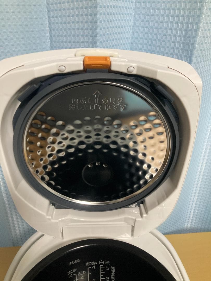 ★美品★2025年製 モデル 象印 NW-VJ10 IH 炊飯器 5.5合