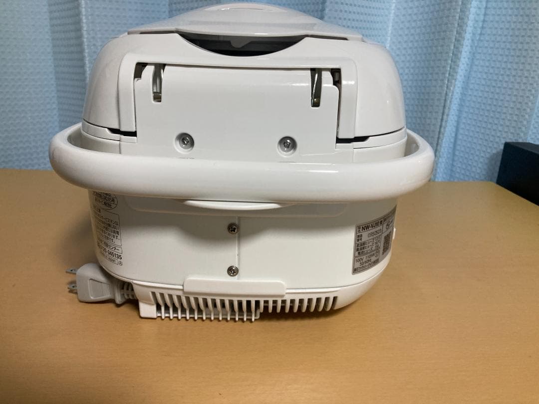 ★美品★2025年製 モデル 象印 NW-VJ10 IH 炊飯器 5.5合