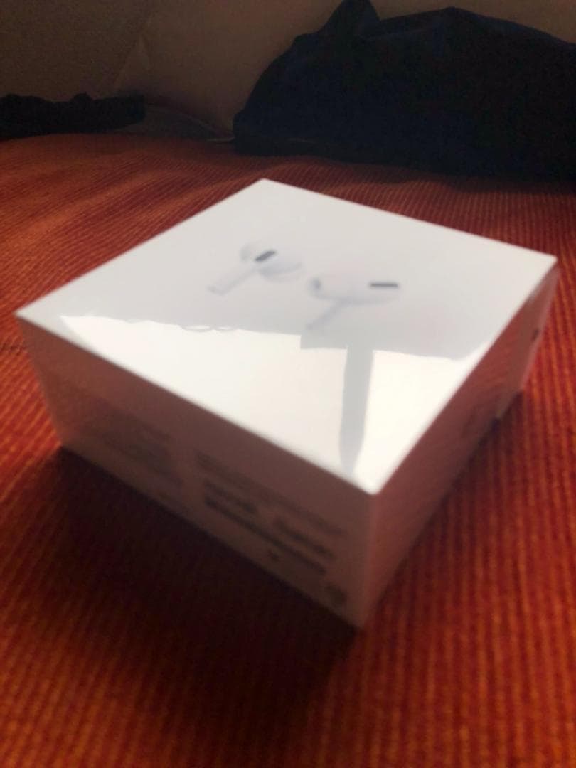 シュリンク付き　Apple AirPods Pro MLWK3J/A