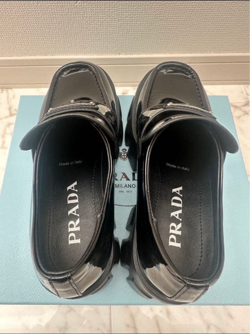 PRADA ブラック ローファー 厚底