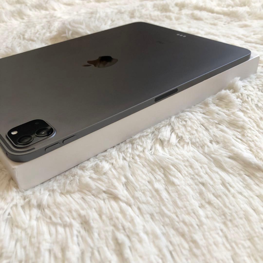 【完動品】iPad Pro 11インチ 第2世代 256GB 【すぐ発送】