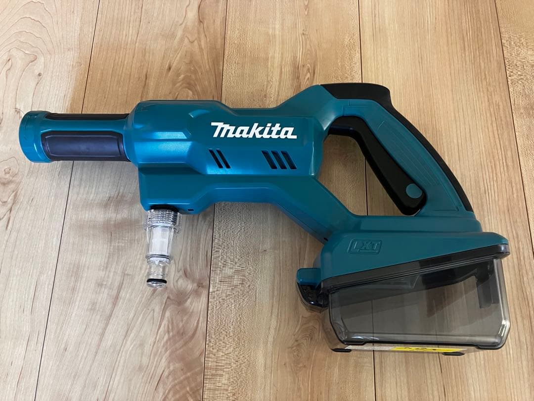 通水確認のみの未実使用品 Makita 高圧洗浄機本体 MHW180DZ
