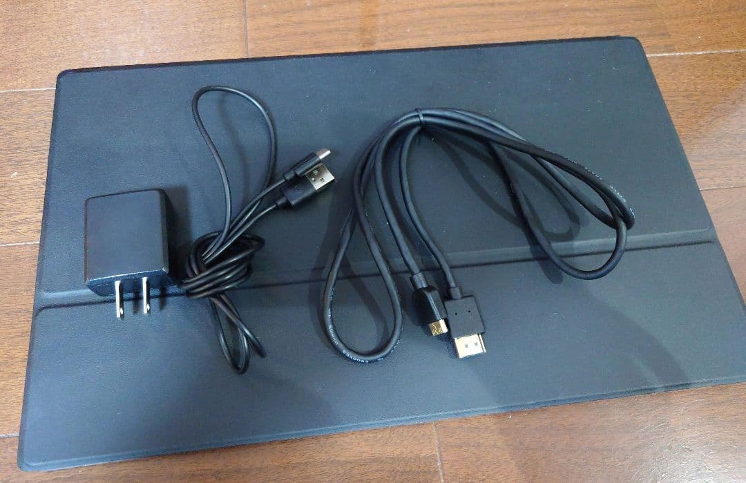 モバイルブルモニター　１５．６インチ