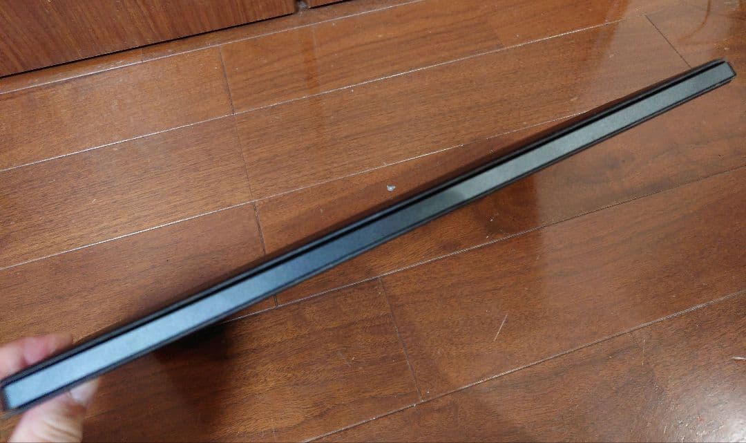 モバイルブルモニター　１５．６インチ