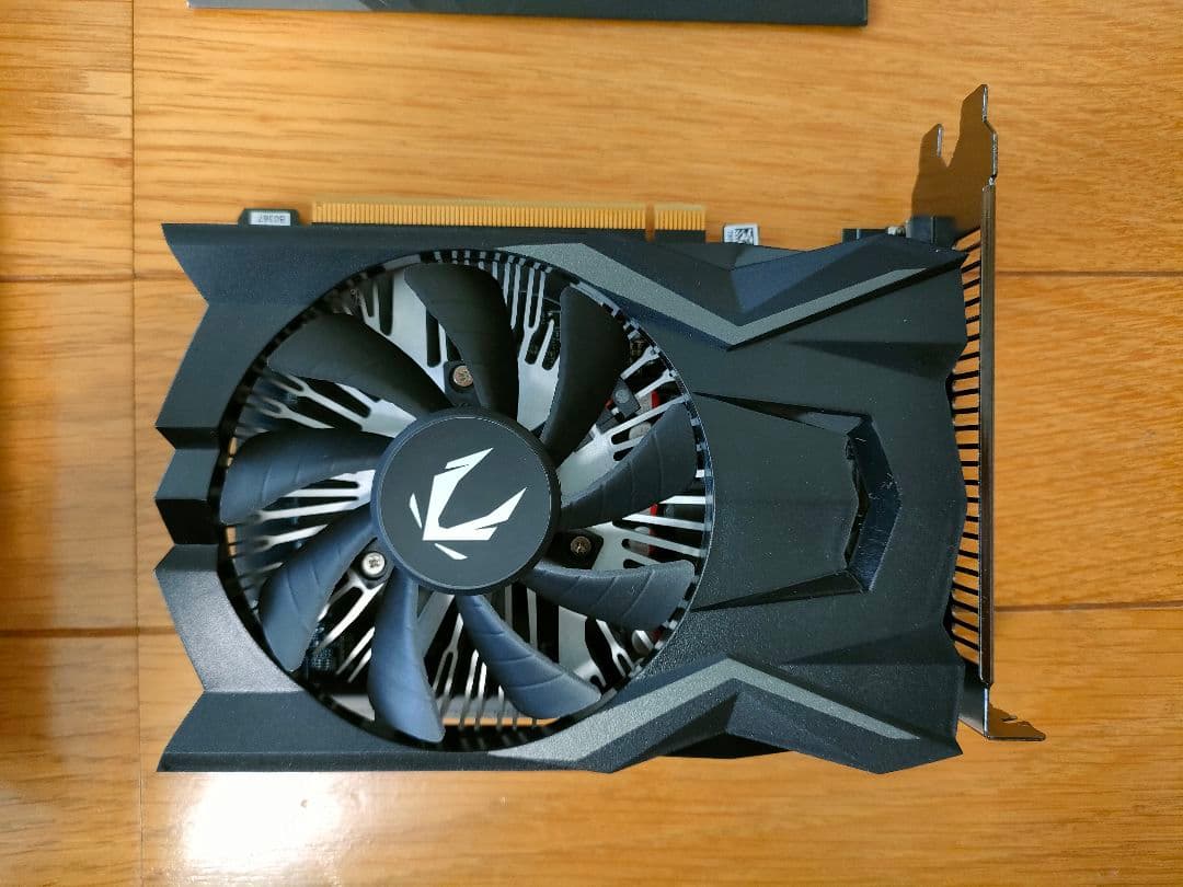 ZOTAC GeForce GTX 1650 本体