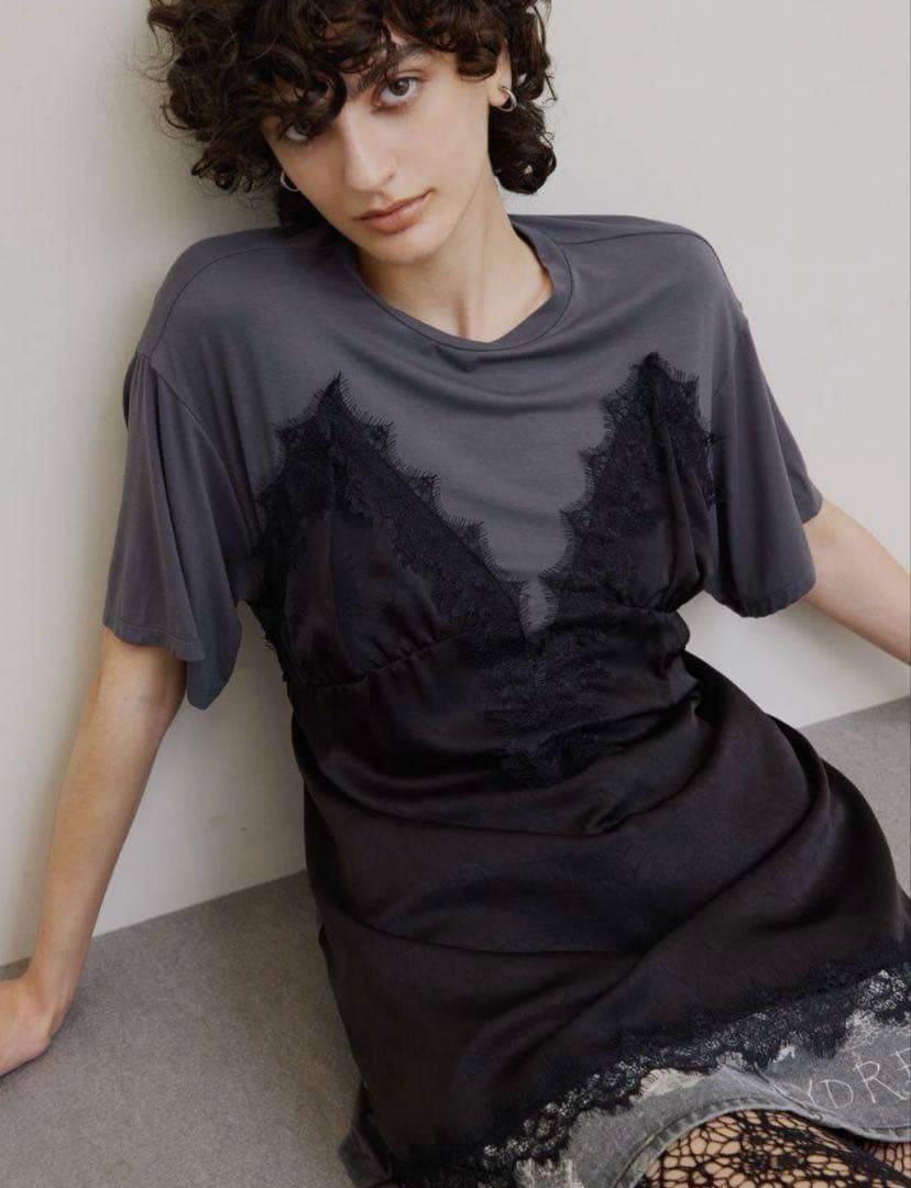 トップス Ameri MEDI SATIN DOCKING TUNIC TEE