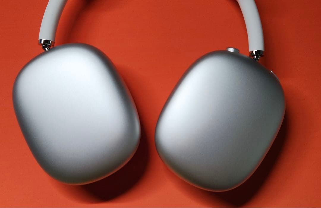 AirPods Max（第1世代）シルバ