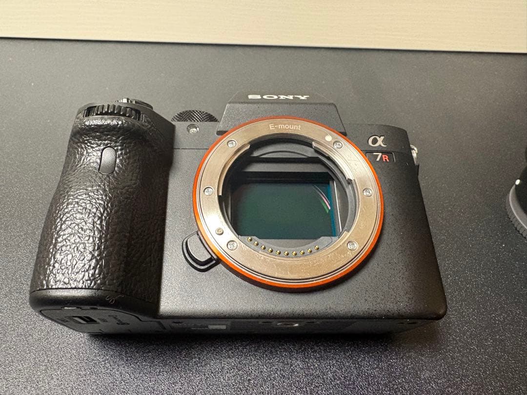 SONY フルサイズミラーレス一眼カメラ　α 7RⅢ レンズセット　おまけ付き