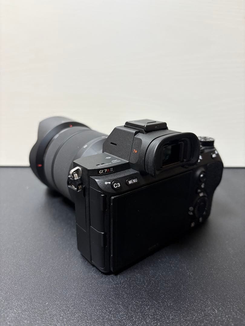 SONY フルサイズミラーレス一眼カメラ　α 7RⅢ レンズセット　おまけ付き