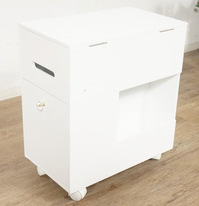 【新品】コスメワゴン　クリスタル調ハンドル ドレッサー　コスメ収納　アウトレット