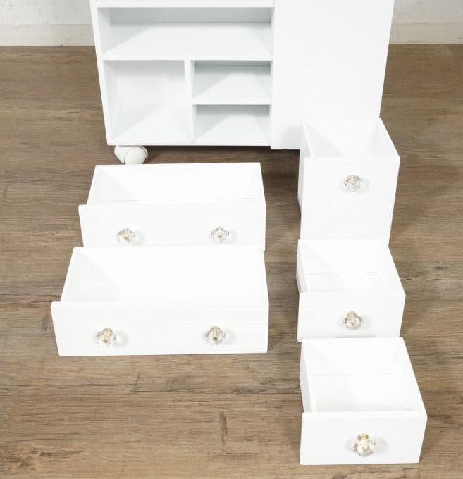 【新品】コスメワゴン　クリスタル調ハンドル ドレッサー　コスメ収納　アウトレット