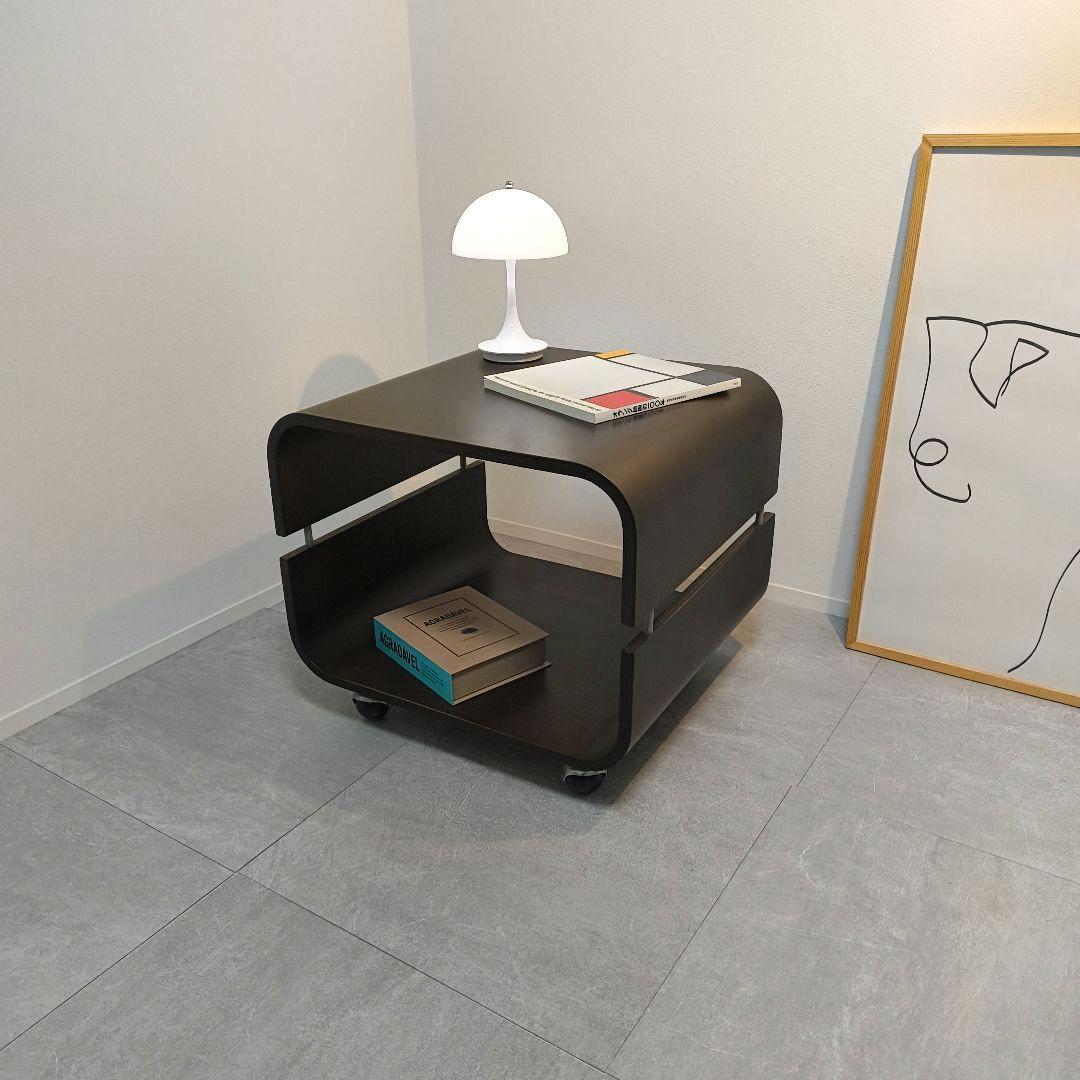 ミッドセンチュリー　ブラウン　木製サイドテーブル ボールキャスター付き　曲げ木