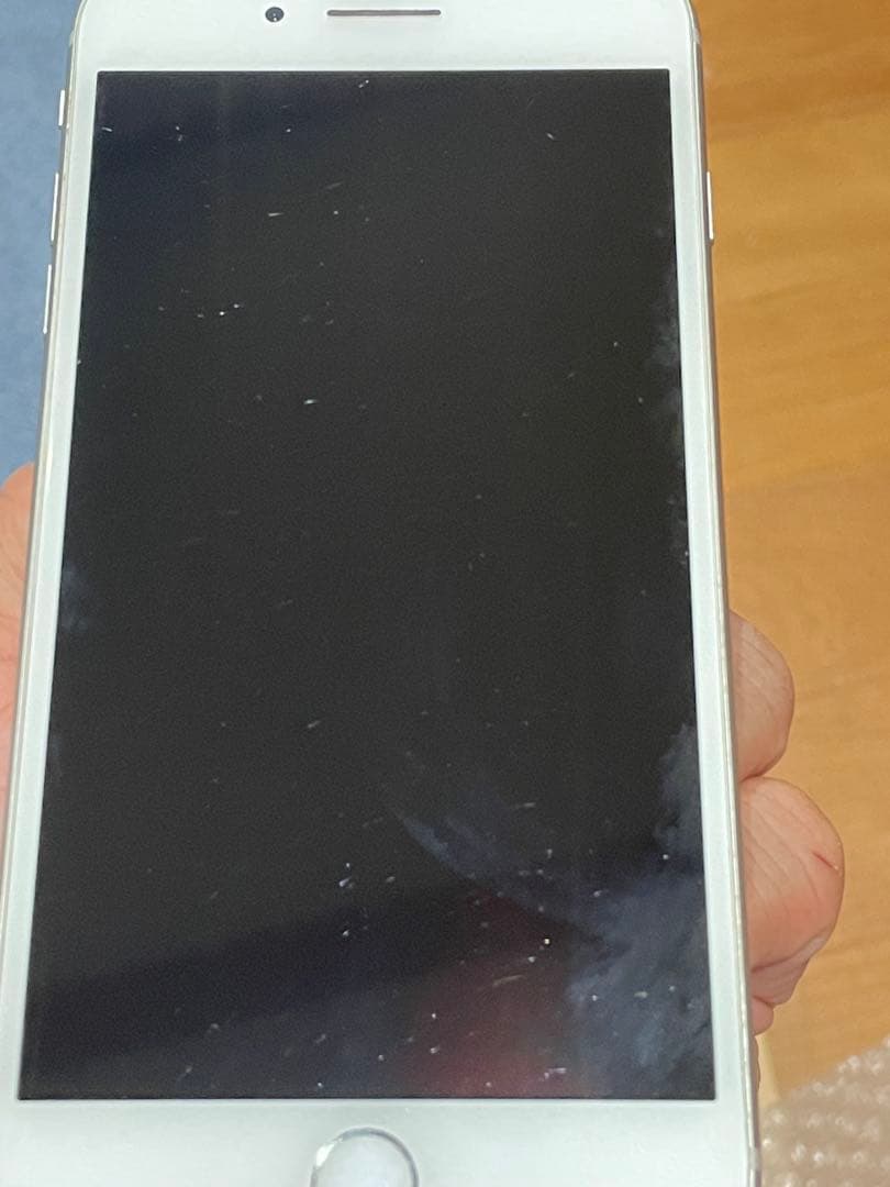 Apple iPhone 8 Plus シルバー