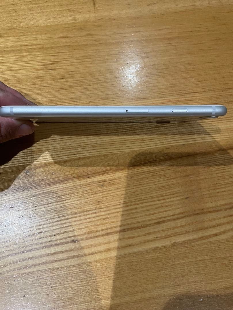 Apple iPhone 8 Plus シルバー