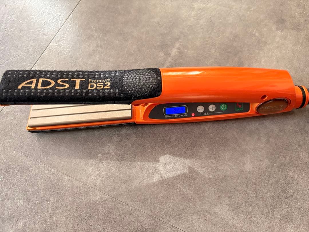 【美品】ADST Premium DS2 ストレートヘアアイロン オレンジ